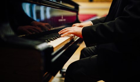 Staatsbad Salzuflen_Klavier, &copy; Staatsbad Salzuflen GmbH / S. Strothb&auml;umer