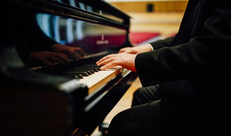 Flügel des Staatsbad Orchesters, © Staatsbad Salzuflen GmbH / S. Strothbäumer