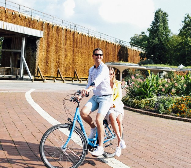 Erkunden Sie Bad Salzuflen und Umgebung auf eigene Faust auf Fahrrädern oder modernen E-Bikes., © Staatsbad Salzuflen GmbH / Sarah Strothbaeumer