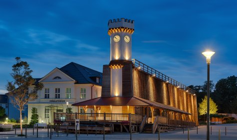 Sommerabend am Uhrenturm, © adobe-stock.com – Blickfang Sommerabend am Uhrenturm, © adobe-stock.com – Blickfang
