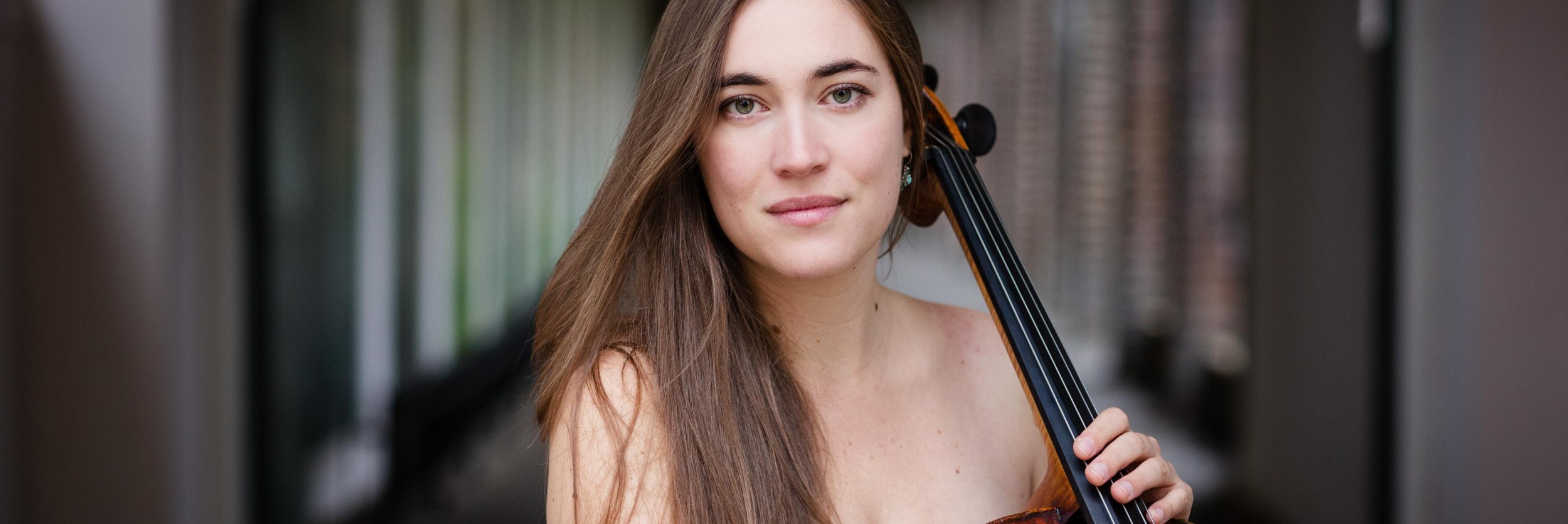 NADEGE ROCHAT, © Serena Bolton NADEGE ROCHAT, © Serena Bolton