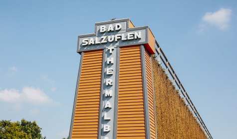 Bad Salzuflen Thermalbad Buchstaben Aufschrift Gradierwerk , © Staatsbad Salzuflen GmbH / S. Strothbäumer