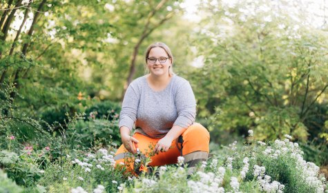 G&auml;rtnerin im Schlosspark Sch&ouml;tmar, &copy; Stadt Bad Salzuflen | Michael Adamski
