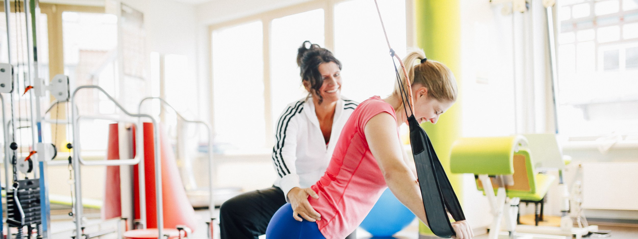 Ausgebildete Physiotherapeuten unterstützen Sie mit individuellen Übungen bei der Regeneration., © Staatsbad Salzuflen GmbH / S. Strothbäumer