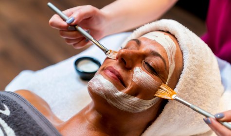 Gesichtsmaske, © VitaSol_Therme