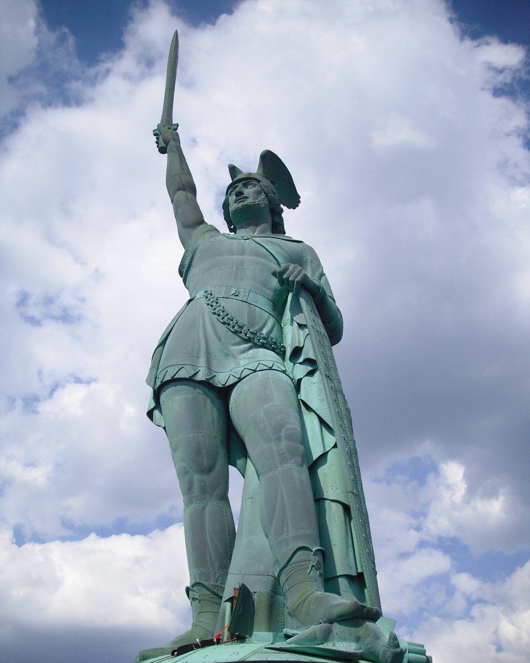 Hermannsdenkmal, Statue, Himmel, Schwert, grau, Detmold, © Staatsbad Salzuflen GmbH / S. Nottmeier Hermannsdenkmal, Statue, Himmel, Schwert, grau, Detmold, © Staatsbad Salzuflen GmbH / S. Nottmeier
