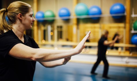 Staatsbad Salzuflen_Gesundwerk Qi Gong Indoor, &copy; Stadt Bad Salzuflen / S. Strothb&auml;umer