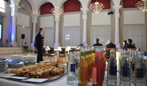 Kurhaus, Gala-Saal, Redner, Präsentation, Buffet, kleines Publikum, © Staatsbad Salzuflen GmbH